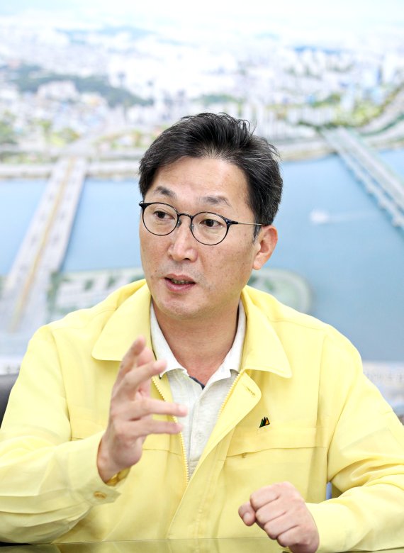 "새 동작구청사는 소통의 장… 행정타운내 임대상가도 입점" [인터뷰]