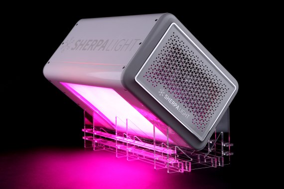 식물 쑥쑥 키우는 최적화 된 빛…"미국 농가도 선택했죠" [유망 중기·스타트업 'Why Pick']