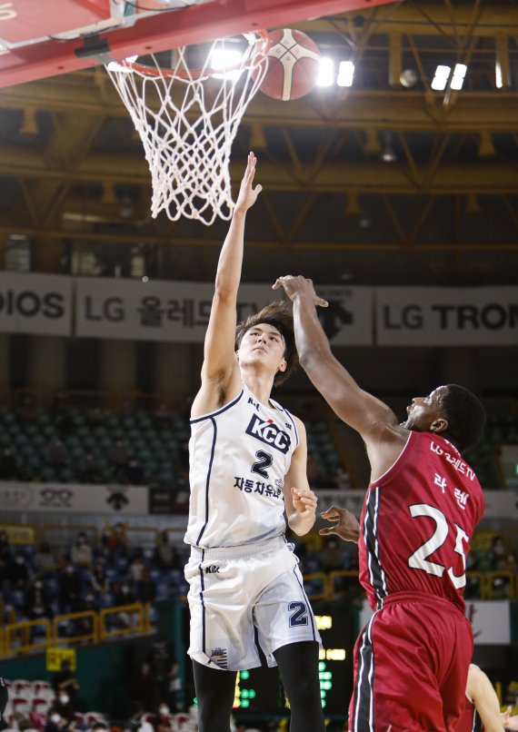 [서울=뉴시스] 전주 KCC 송교창. (사진=KBL 제공)