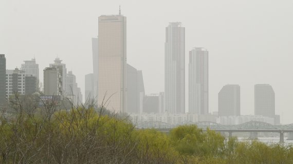 오늘도 가디건 필요해요 오전엔 서울 미세먼지 나쁩니다[출근길날씨]