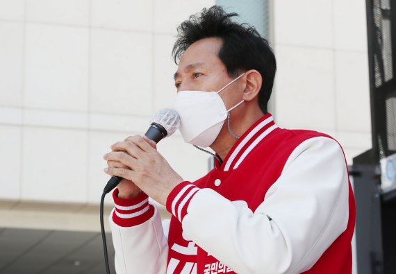 2030 업은 吳, '트라우마' 극복할까…막판 변수 차단 고심