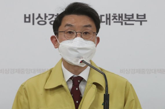 이억원 기재차관 "4월 계란 수입규모 2500만개+α…농축산물 가격 안정"