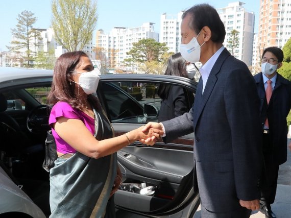 최문순 지사, 주한 인도 대사와 강원도와 협력확대 논의