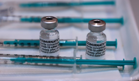 독일 바이이오앤텍이 개발해 미국 화이자가 생산과 배포를 맡고 있는 코로나19 백신. 로이터뉴스1
