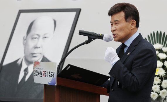 김원웅 광복회장 "미국 대북전단법 청문회는 위선" - 파이낸셜뉴스