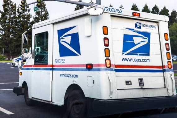 미국 연방우체국(USPS)이 우표를 대체불가능한토큰(NFT)로 발행해 우편물의 발송이력을 관리하고 발송인과 수취인의 개인정보를 보호하는 등 블록체인 기반 우편 서비스 제공에 나선다.