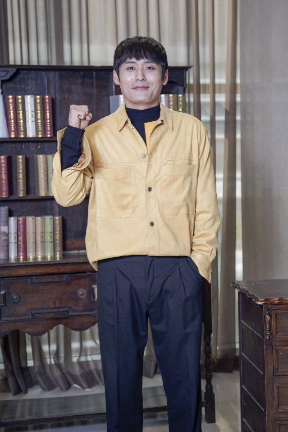[서울=뉴시스]배우 최대훈이 19일 열린 JTBC 금토극 '괴물' 기자간담회에 참석했다. (사진=JTBC 제공) 2021.03.19. photo@newsis.com