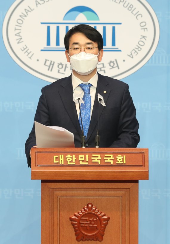 女징병제 불붙인 남녀평등복무제…與 권인숙도 찬성
