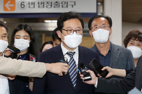 '양주 제공' 김한정 민주당 의원 2심서 벌금 90만원.. 당선무효 피해(종합)