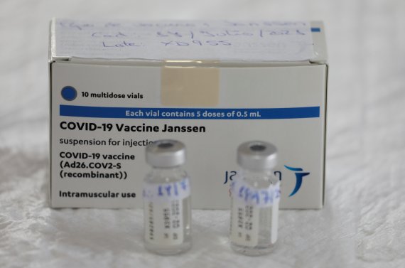 미국 존슨앤드존슨(J&J) 산하 얀센이 개발한 코로나19 백신.로이터뉴스1