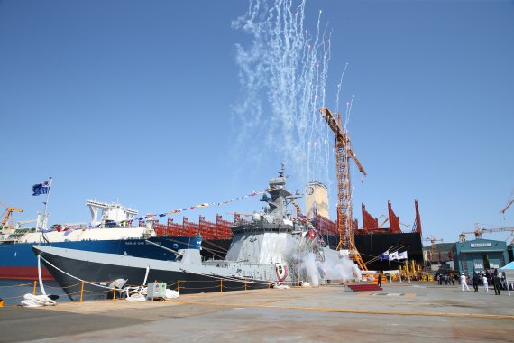 대우조선해양이 건조한 한국해군 2800톤급 신형 호위함 5번함 대전함 *재판매 및 DB 금지