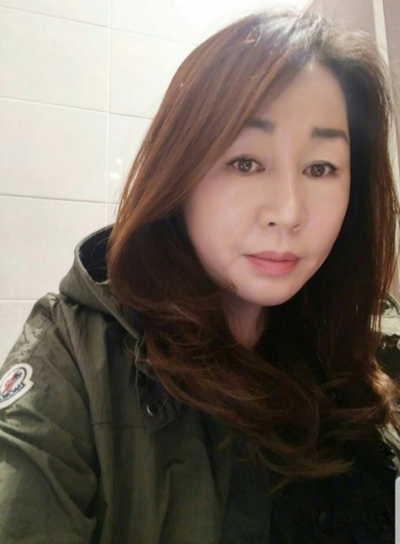 화각분야 한국명인 김희연 작가.