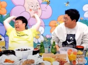 유관순 열사를 성적으로 모욕해 논란이 불거진 BJ봉준·오메미킴. 아프리카TV 방송 캡처