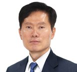 [인터뷰] 유연식 서울시 문화본부장 "요양시설 어르신 '가족의 거실'로 잃어버린 일상 되찾았죠"