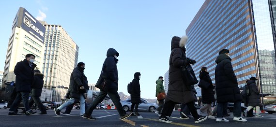 [직장인 풍향계]경단녀 채용한파..경단녀 채용기업 3분의 1 불과해