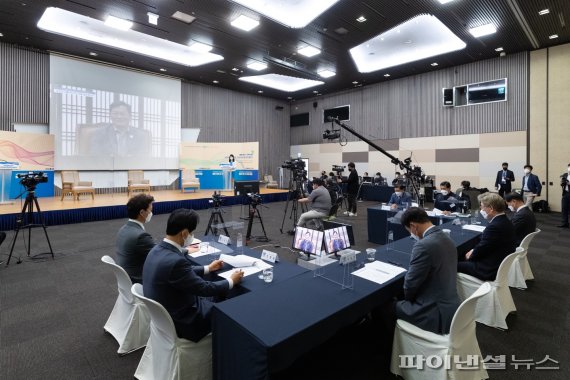 이재명 “한반도-동북아 평화경제 비전 실현하자”