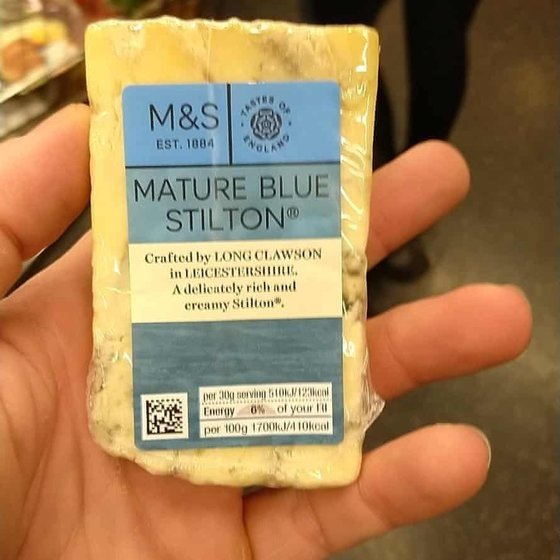 영국의 마약상 칼 스튜이트가 메시지 서비스인 엔크로챗에 올린 치즈 사진. 머지사이드 현지 경찰