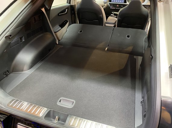 기아 첫 전용 전기차 EV6