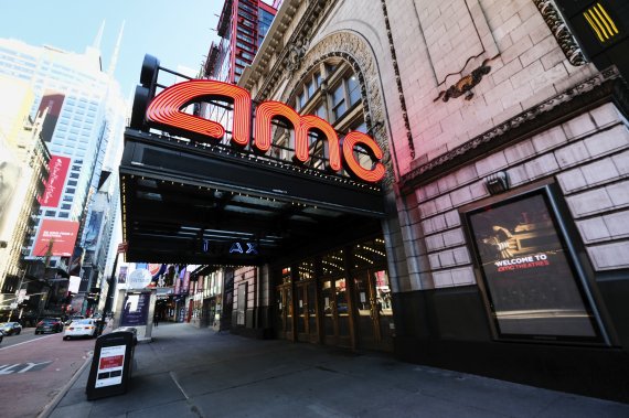 미국 최대 영화관 체인인 AMC가 연내 비트코인 결제를 지원할 계획이다. /사진=뉴시스