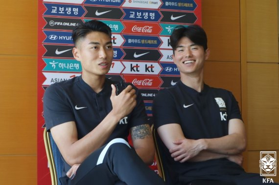 [서울=뉴시스] 김학범호 센터백 정태욱과 이상민. (사진=대한축구협회 제공)