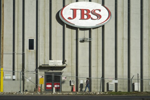 지난 5월31일(현지시간) 랜섬웨어 공격을 받은 세계 최대 육가공 기업 JBS의 미국 콜로라도 그릴리 공장 외부 모습. JBS는 당시 해커들이 요구한 1100만달러(약 131억원)를 지급했다. AP뉴시스