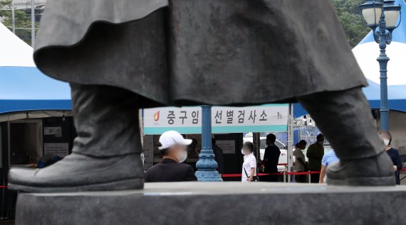 안규백 의원 사무실 집단감염 확산…서울 최소 176명 확진(종합)