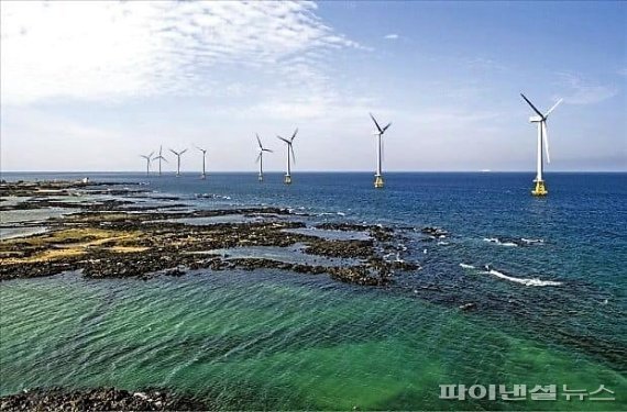 제주시 한경면 두모리의 탐라해상풍력발전단지. 국내 첫 상업용 해상풍력발전단지다. [사진=한국남동발전 제공] /fnDB