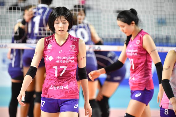 여자배구 선수 이재영(왼쪽)과 이다영(오른쪽) 쌍둥이 자매. 한국배구연맹 제공