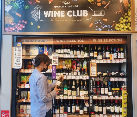 '와인=이마트24', 올해 300만병 판매한다