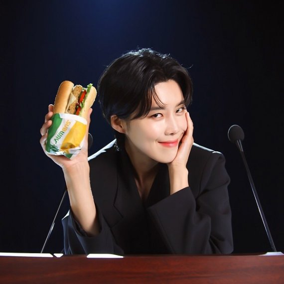 써브웨이, 여름 메뉴 '페퍼 치킨 슈니첼' 출시