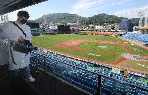 '잃어버린 일주일'… 프로야구, 멈추면 안된다 [성일만 야구선임기자의 핀치히터]