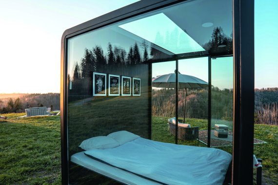 슈테르넨베르크의 스타 베이스 1, 2호