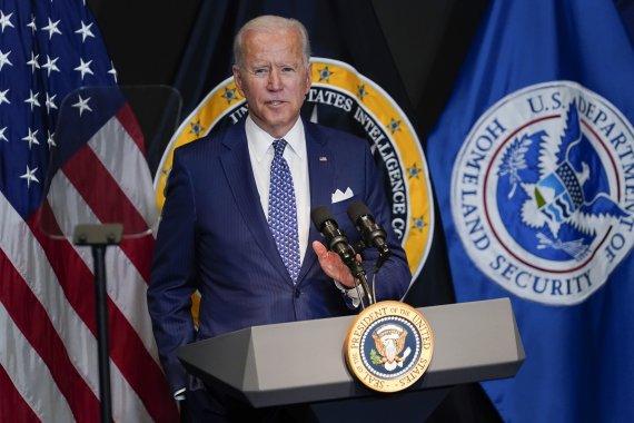 조 바이든 미국 대통령이 27일(현지시간) 버지니아주 맥클린의 국가정보국(DNI)에서 연설하고 있다.AP뉴시스