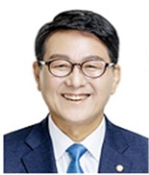 수도권매립지관리공사 사장으로 취임한 신창현 전 국회의원.