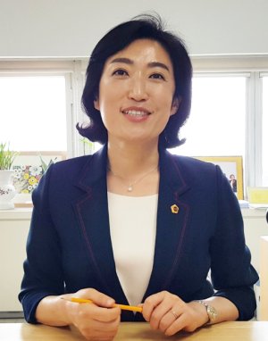 "지원사각 놓인 '은둔형외톨이' 실태 파악부터 서둘러야" [fn이사람]