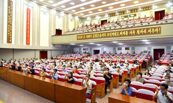 北 "오사카 재일조선인 비방 삐라 살포사건...살육선동 방불케"