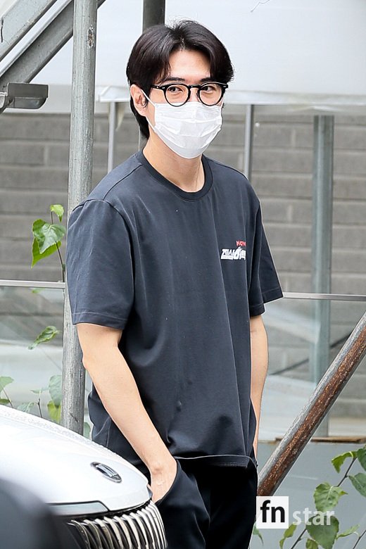 [포토] 데니안, '포켓에 손만 넣어도'