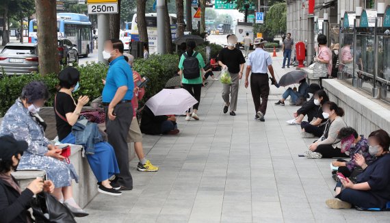 사랑제일교회 비대면 예배 또 강행…곳곳에 실랑이