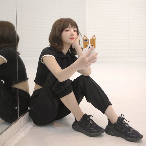 스마일게이트가 만든 디지털 휴먼 '한유아'. (사진=스마일게이트 홈페이지 캡처)© 뉴스1