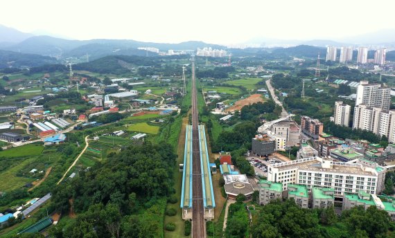 경기도 안산시 반월역 인근 의왕군포안산지구 모습. 2021.8.30/뉴스1 © News1 박세연 기자