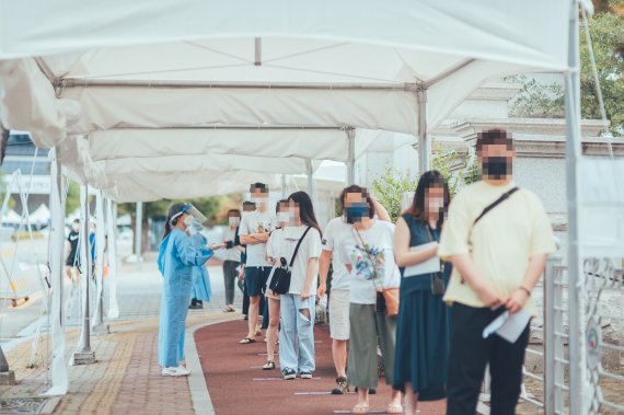 천안시 선별진료소© 뉴스1