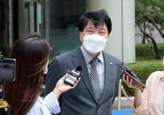 尹장모 항소심서 "병원 관여 안했다.. 1심 양형도 부당"