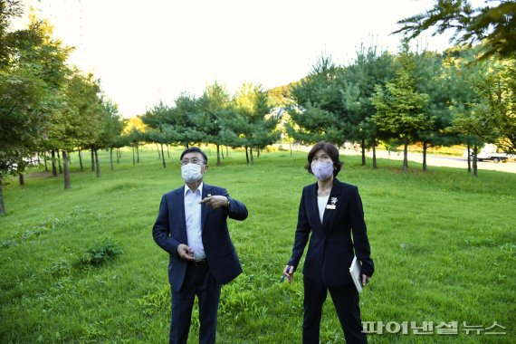 정하영 김포시장(왼쪽) “일산대교 무료화, 비정상의 정상화”. 사진제공=김포시