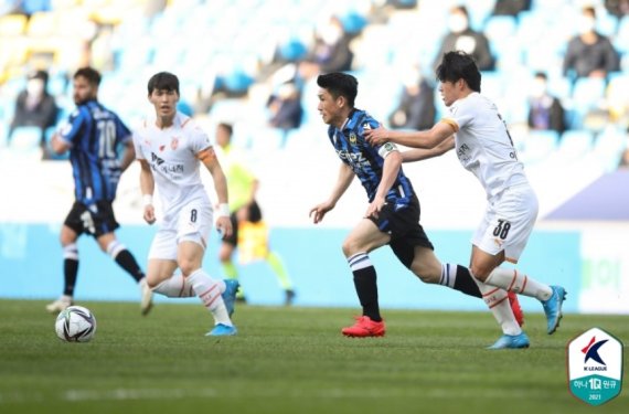 창단 첫 ACL 진출을 노리는 인천유타이티드는 홈에서 제주유나이티드와 맞붙는다. (한국프로축구연맹 제공)