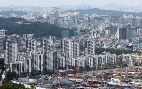 서울 강남구,서초구 일대 아파트 단지의 모습. /사진=뉴스1