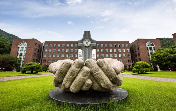 경인여자대학교는 오늘부터 오는 10월 4일까지 2022학년도 수시1차 모집을 진행한다. 사진은 경인여대 전경.