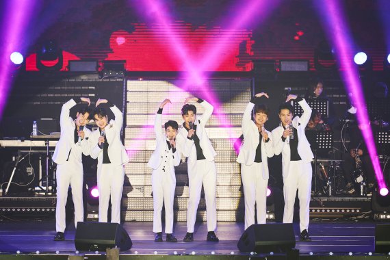 '미스터트롯' 톱6 콘서트/㈜ 쇼플레이 © 뉴스1