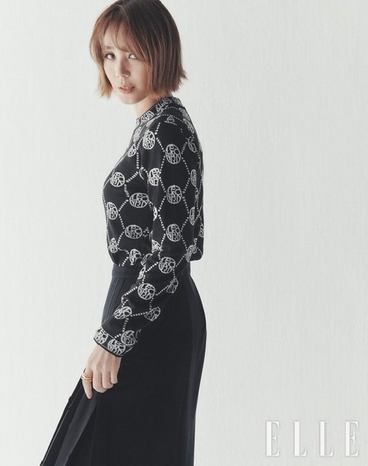 [서울=뉴시스] 김성령 2021.09.17(사진=엘르) photo@newsis.com*재판매 및 DB 금지 *재판매 및 DB 금지