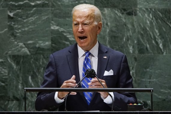 조 바이든 미국 대통령이 21일(현지시간) 미국 뉴욕 유엔본부에서 열린 76차 유엔 총회에서 연설하고 있다. AP뉴시스