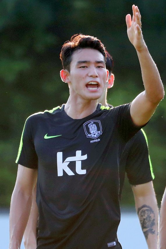 2018 자카르타-팔렘방 아시안게임 남자 축구 대표팀 조유민이 1일 오후 경기 파주시 축구국가대표팀 트레이닝센터(NFC)에서 훈련을 하고 있다. 2018.8.3/뉴스1 © News1 민경석 기자